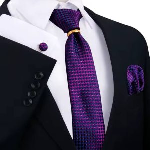 Ensemble cravate, anneau de cravate, boutons de manchette